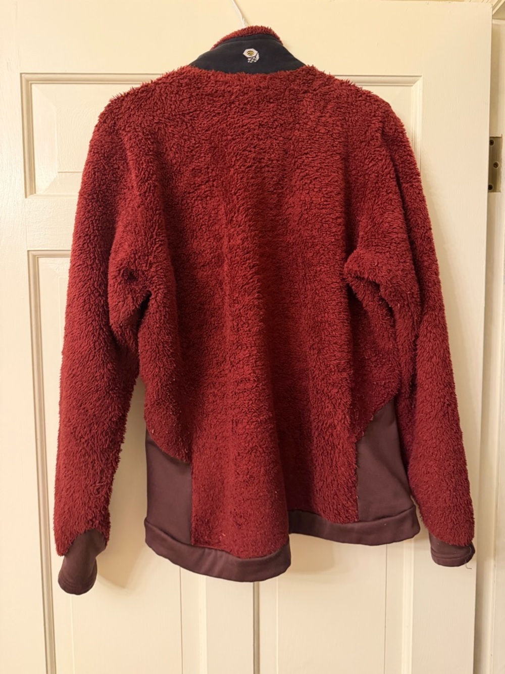 Mountain Hardwear Women's Maroon Sherpa Fleece Jacket - Picture 3 of 4